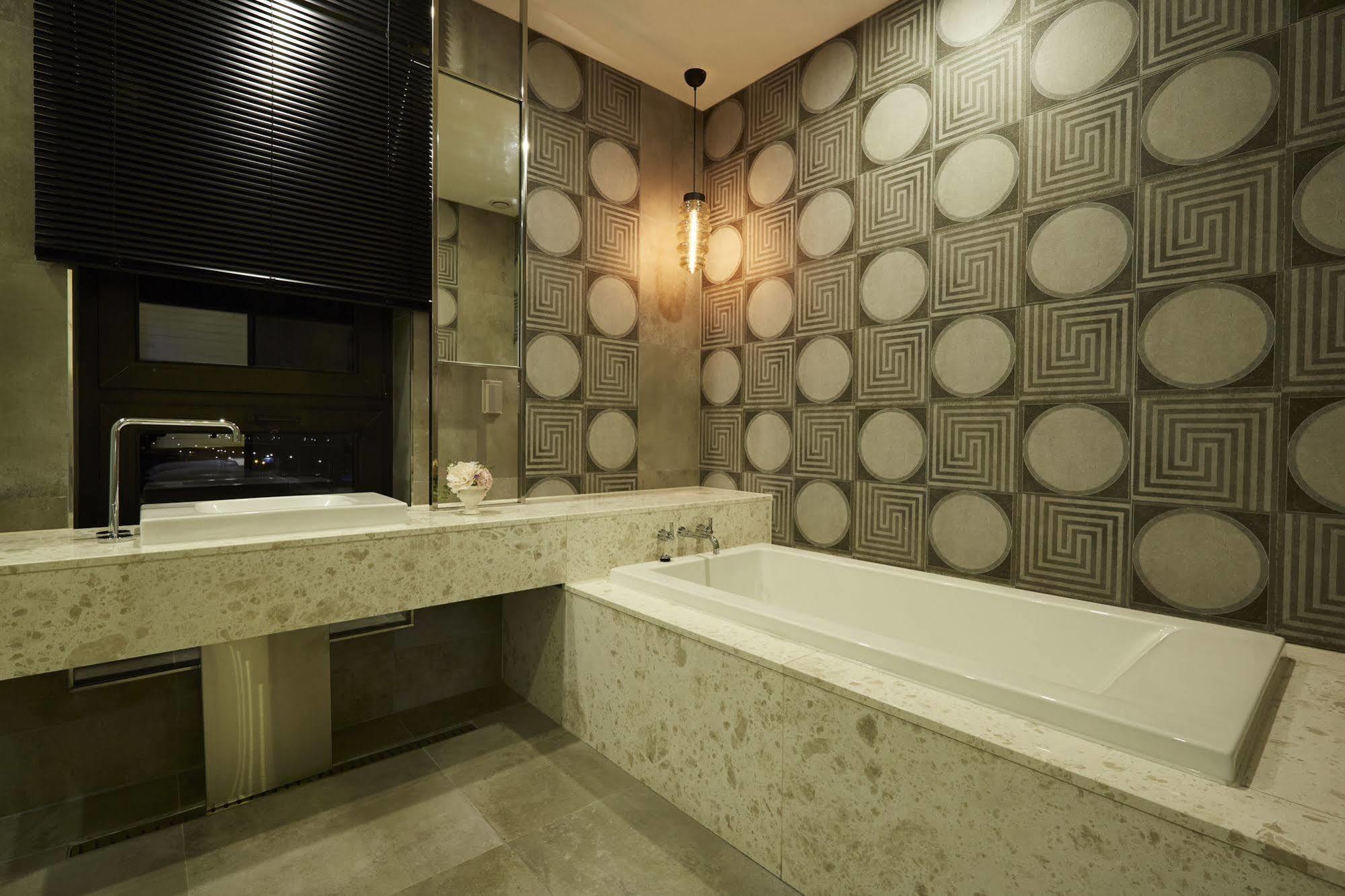 Chungbuk Inno City Namoo Hotel Eumseong Экстерьер фото