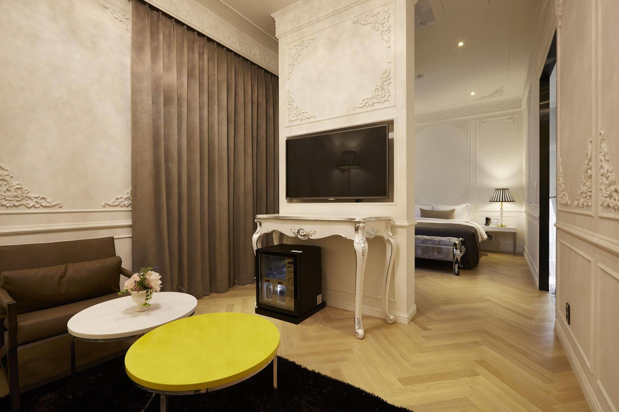 Chungbuk Inno City Namoo Hotel Eumseong Экстерьер фото
