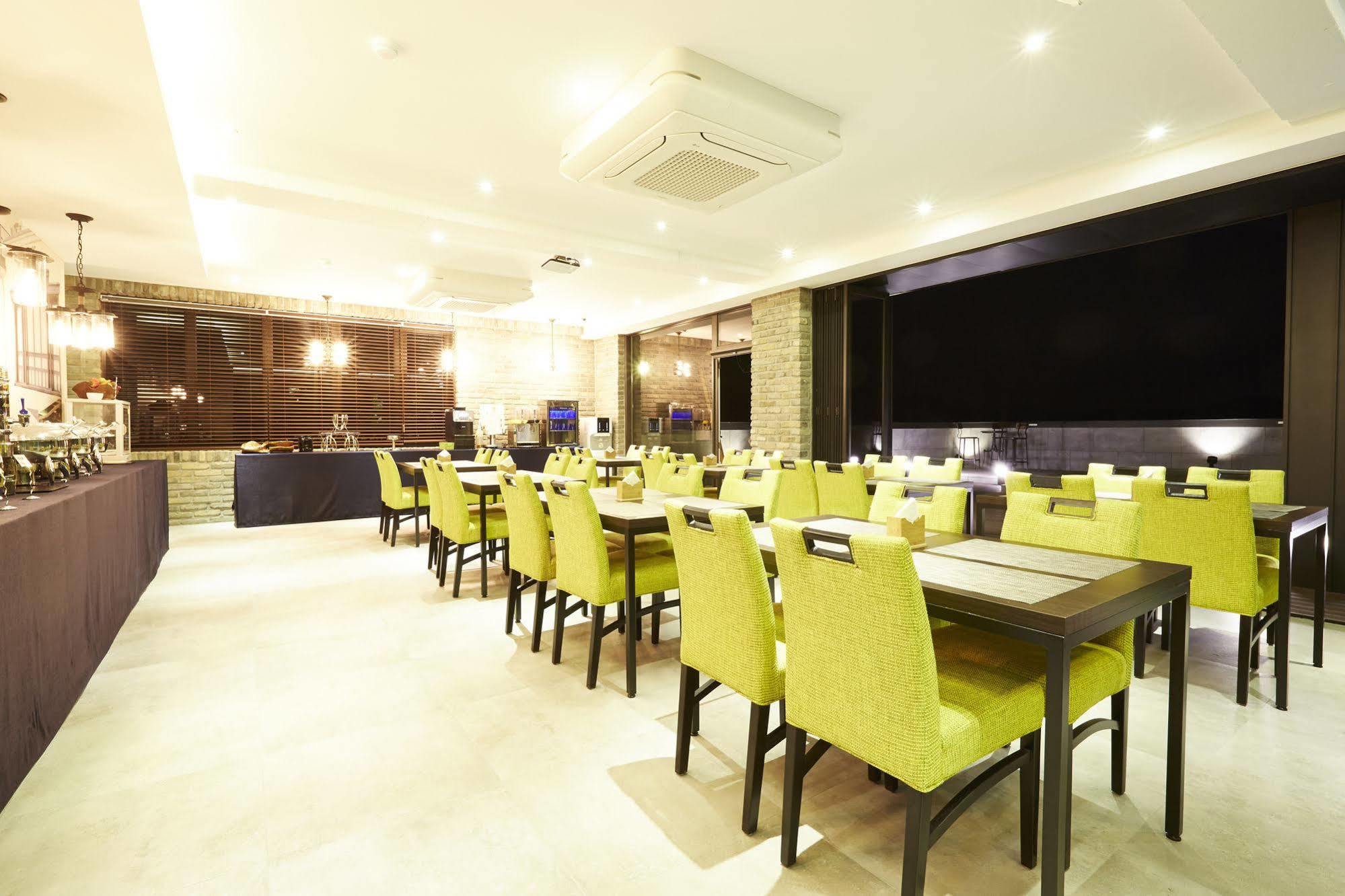 Chungbuk Inno City Namoo Hotel Eumseong Экстерьер фото