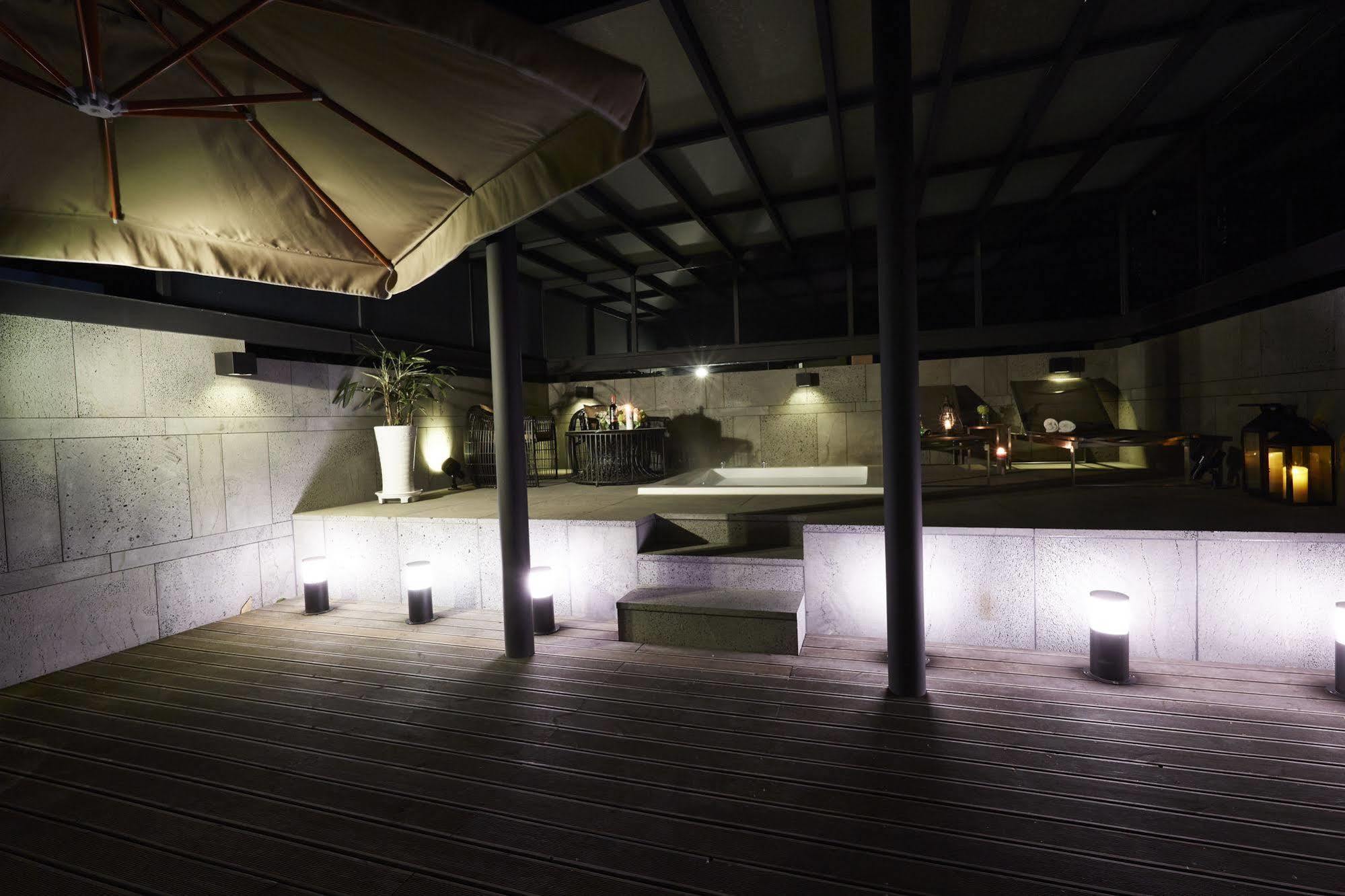 Chungbuk Inno City Namoo Hotel Eumseong Экстерьер фото
